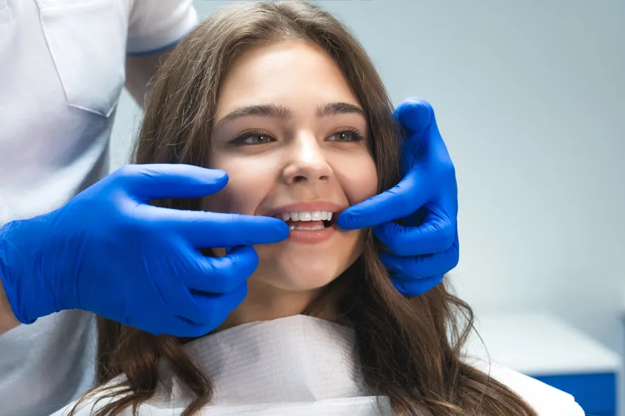 veneers-treatment-for-smile-enhancement