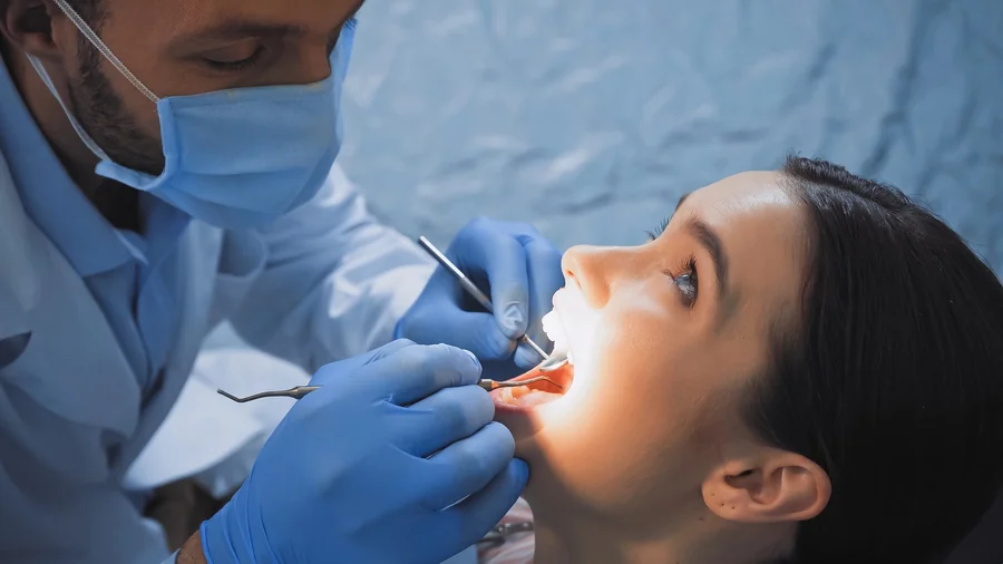 emergency-dental-treatment-by-same-day-dentist-in-28602